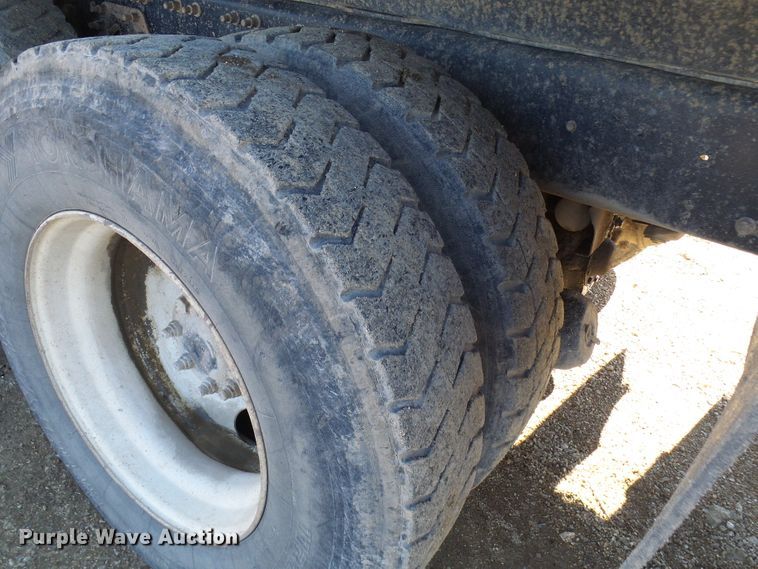 image for item DL0759 2005 International 7500  dump truck