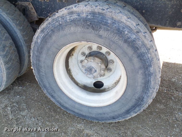 image for item DL0759 2005 International 7500  dump truck