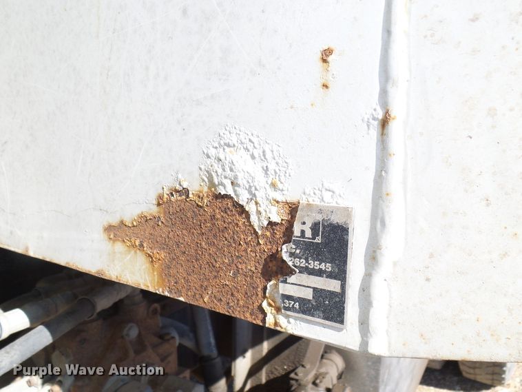 image for item DL0759 2005 International 7500  dump truck