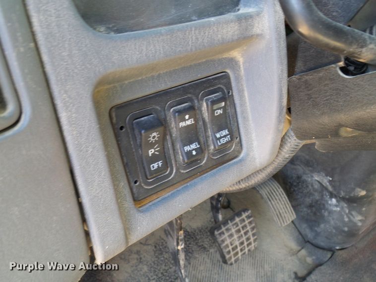 image for item DL0759 2005 International 7500  dump truck