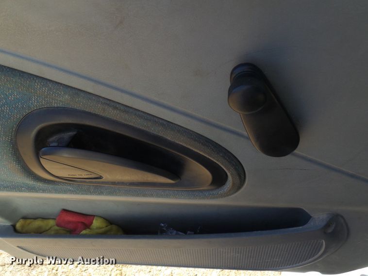 image for item DL0759 2005 International 7500  dump truck