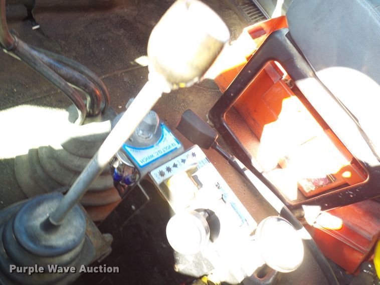 image for item DL0759 2005 International 7500  dump truck