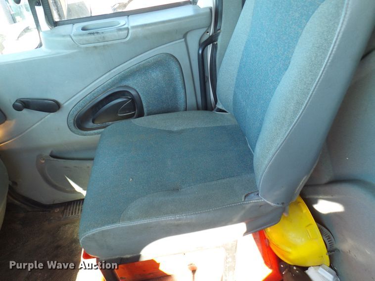 image for item DL0759 2005 International 7500  dump truck