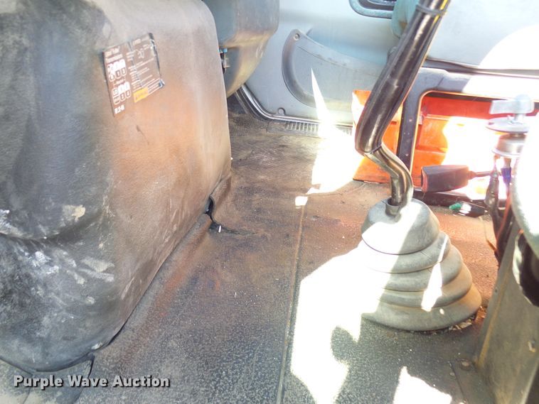 image for item DL0759 2005 International 7500  dump truck