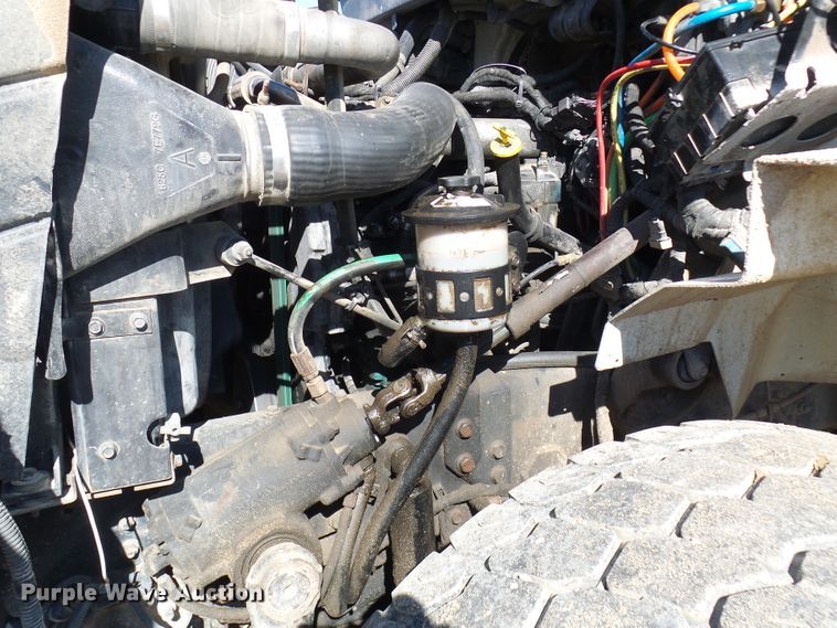 image for item DL0759 2005 International 7500  dump truck