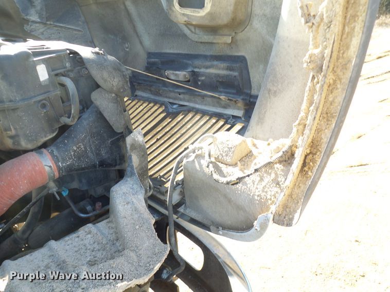 image for item DL0759 2005 International 7500  dump truck