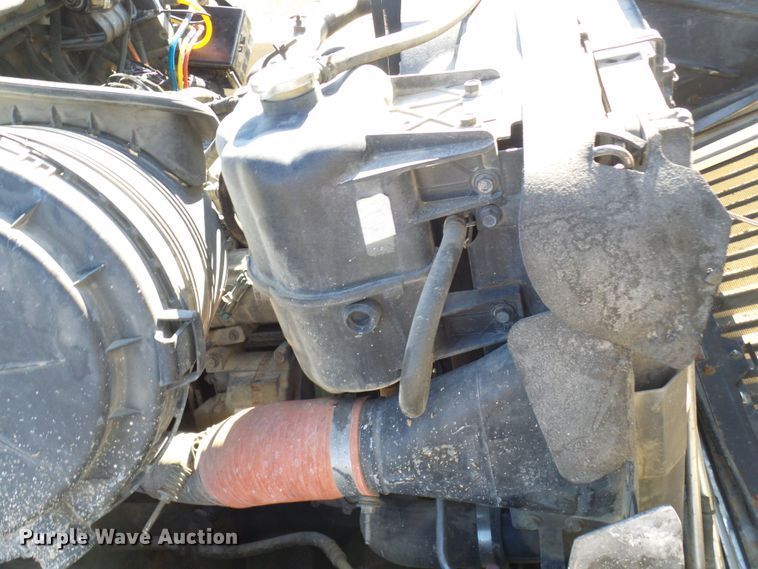 image for item DL0759 2005 International 7500  dump truck