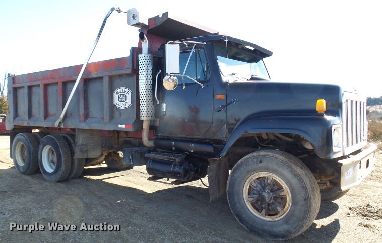image for item DL0760 1992 International 2554  dump truck
