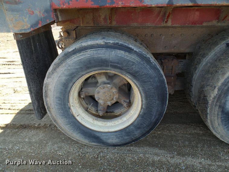 image for item DL0760 1992 International 2554  dump truck