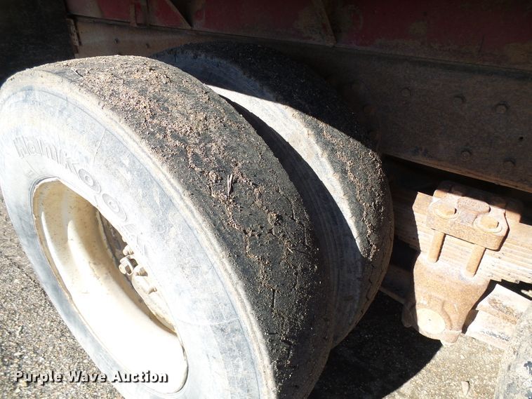 image for item DL0760 1992 International 2554  dump truck