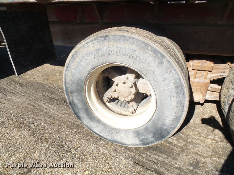 image for item DL0760 1992 International 2554  dump truck