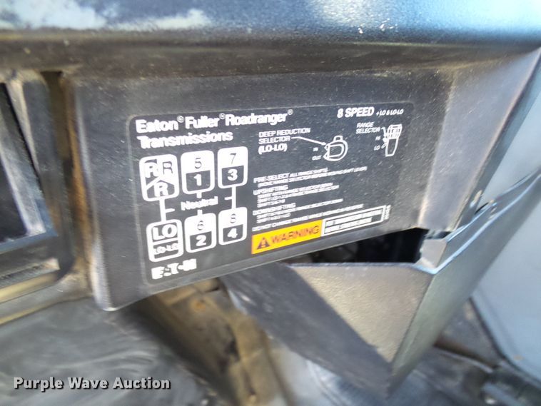 image for item DL0760 1992 International 2554  dump truck