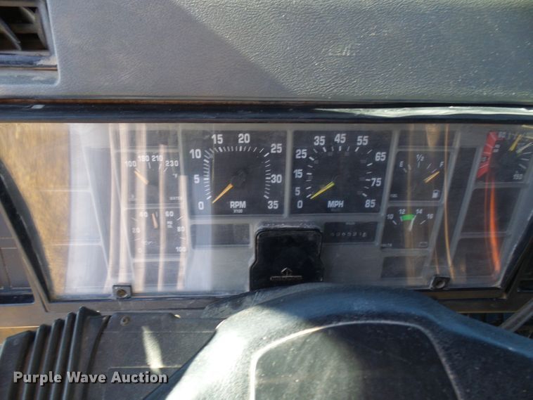 image for item DL0760 1992 International 2554  dump truck