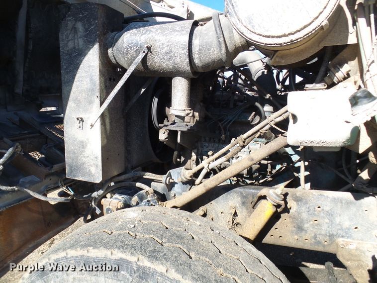 image for item DL0760 1992 International 2554  dump truck