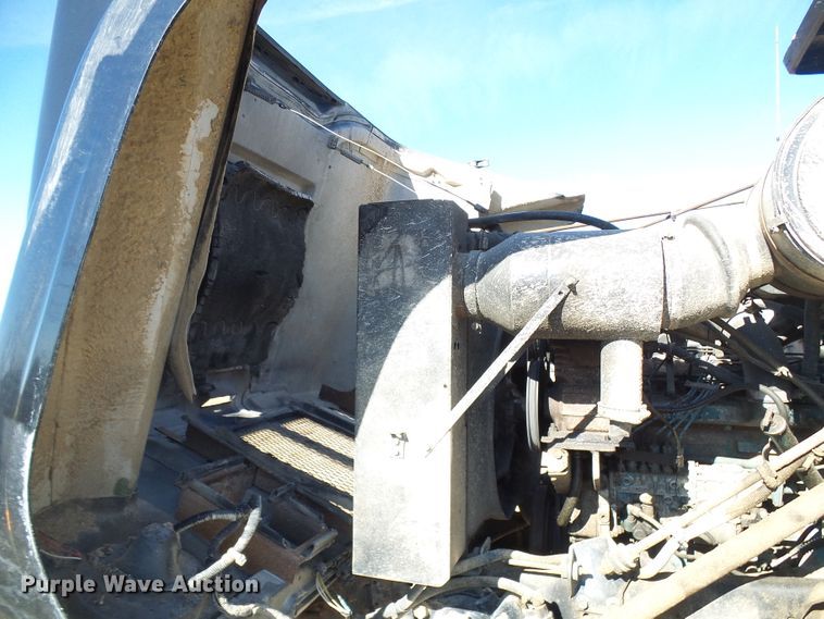 image for item DL0760 1992 International 2554  dump truck