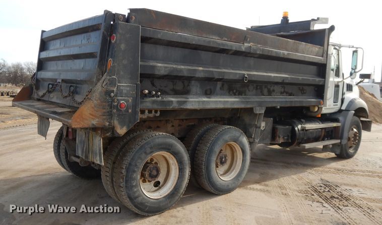 image for item DL2086 2006 Mack Granite CT713  dump truck