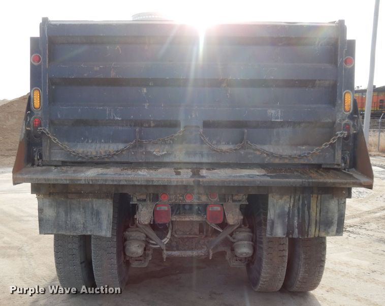 image for item DL2086 2006 Mack Granite CT713  dump truck