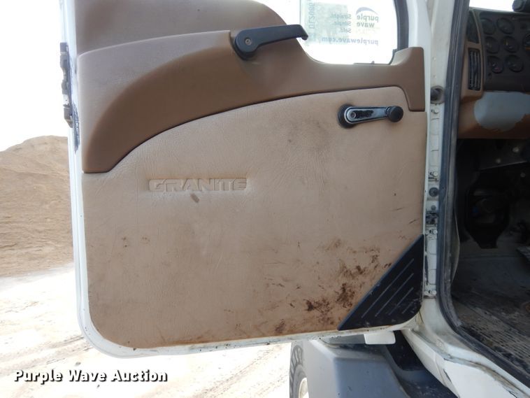 image for item DL2086 2006 Mack Granite CT713  dump truck