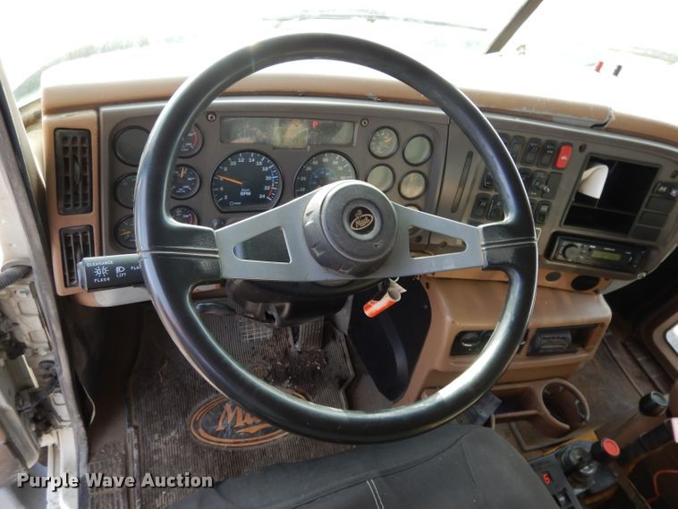 image for item DL2086 2006 Mack Granite CT713  dump truck