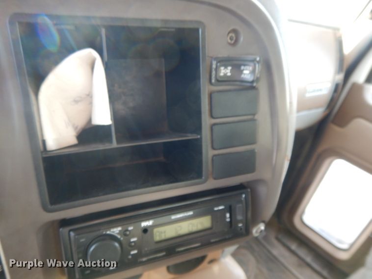 image for item DL2086 2006 Mack Granite CT713  dump truck