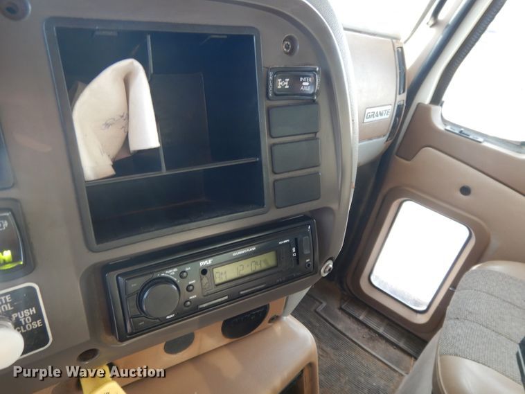 image for item DL2086 2006 Mack Granite CT713  dump truck