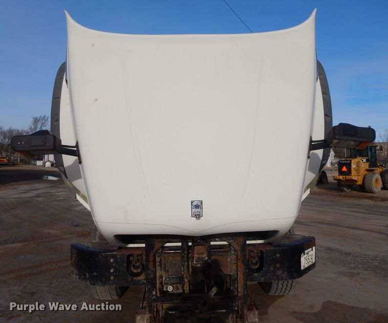 image for item DL2086 2006 Mack Granite CT713  dump truck