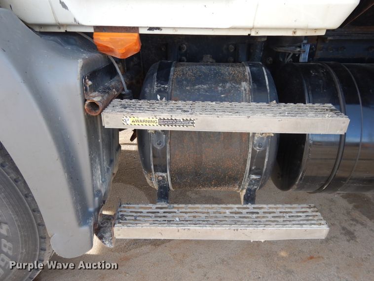 image for item DL2086 2006 Mack Granite CT713  dump truck