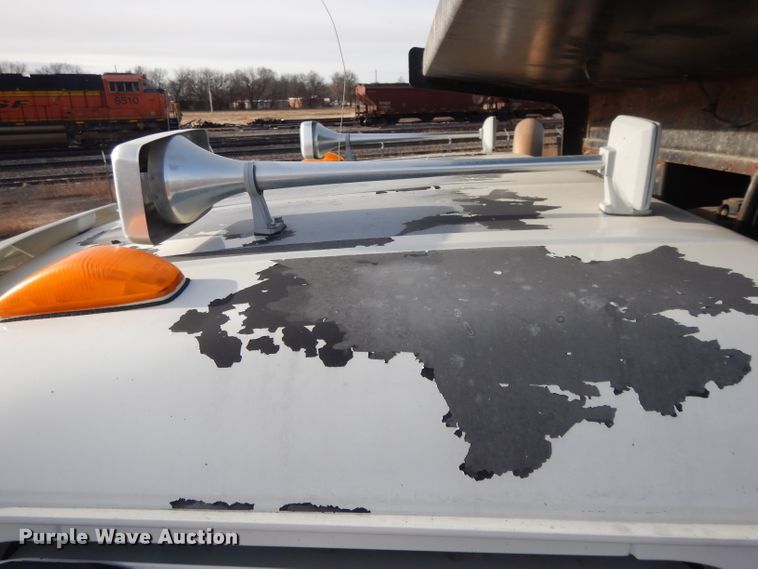 image for item DL2086 2006 Mack Granite CT713  dump truck