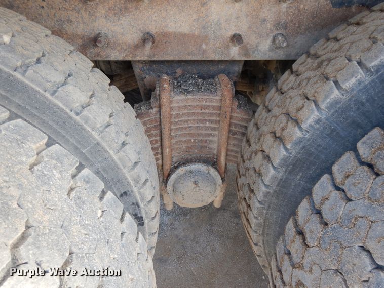 image for item DL2086 2006 Mack Granite CT713  dump truck