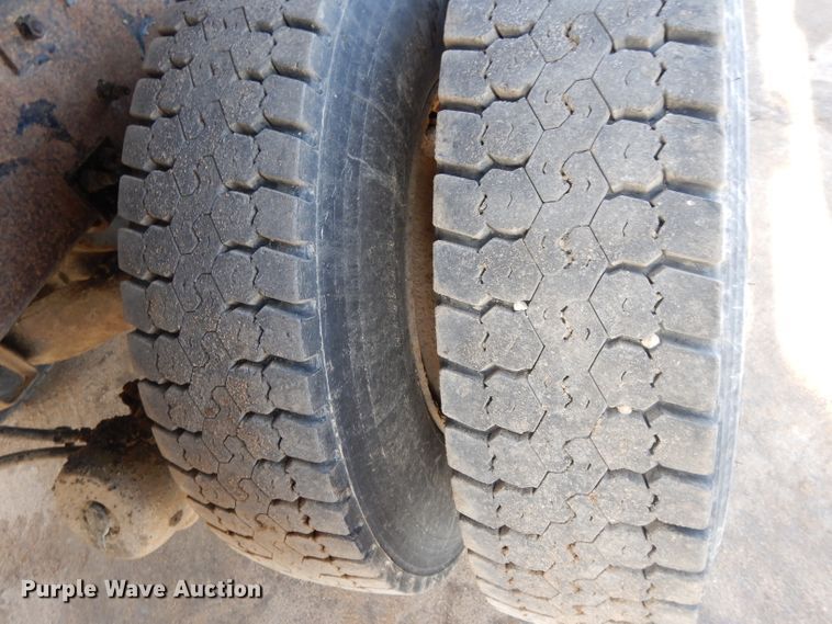 image for item DL2086 2006 Mack Granite CT713  dump truck