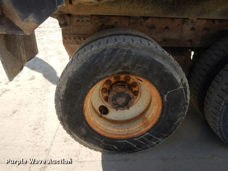 image for item DL2086 2006 Mack Granite CT713  dump truck