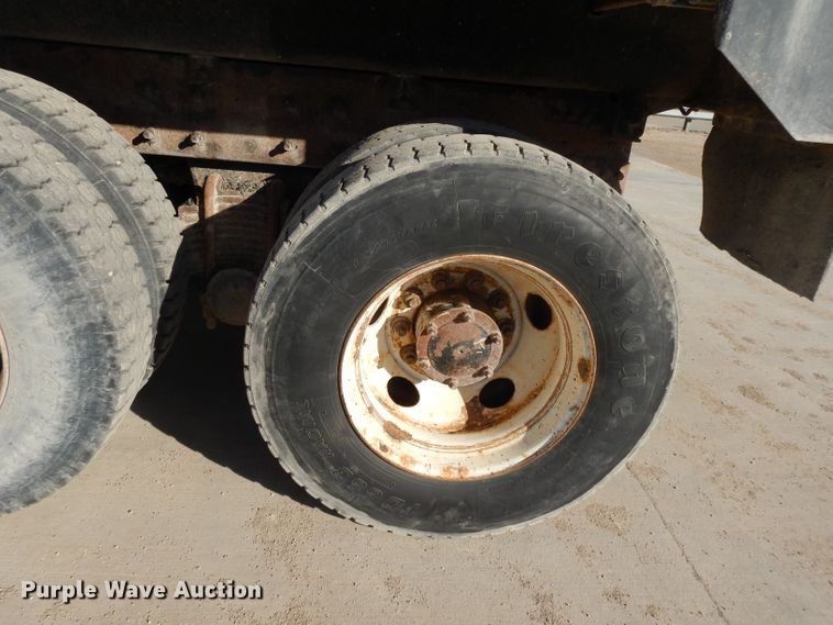 image for item DL2086 2006 Mack Granite CT713  dump truck