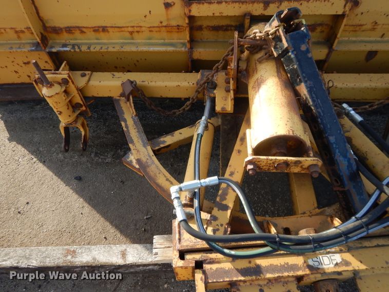 image for item DL2086 2006 Mack Granite CT713  dump truck