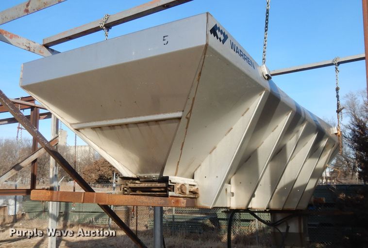 image for item DL2086 2006 Mack Granite CT713  dump truck