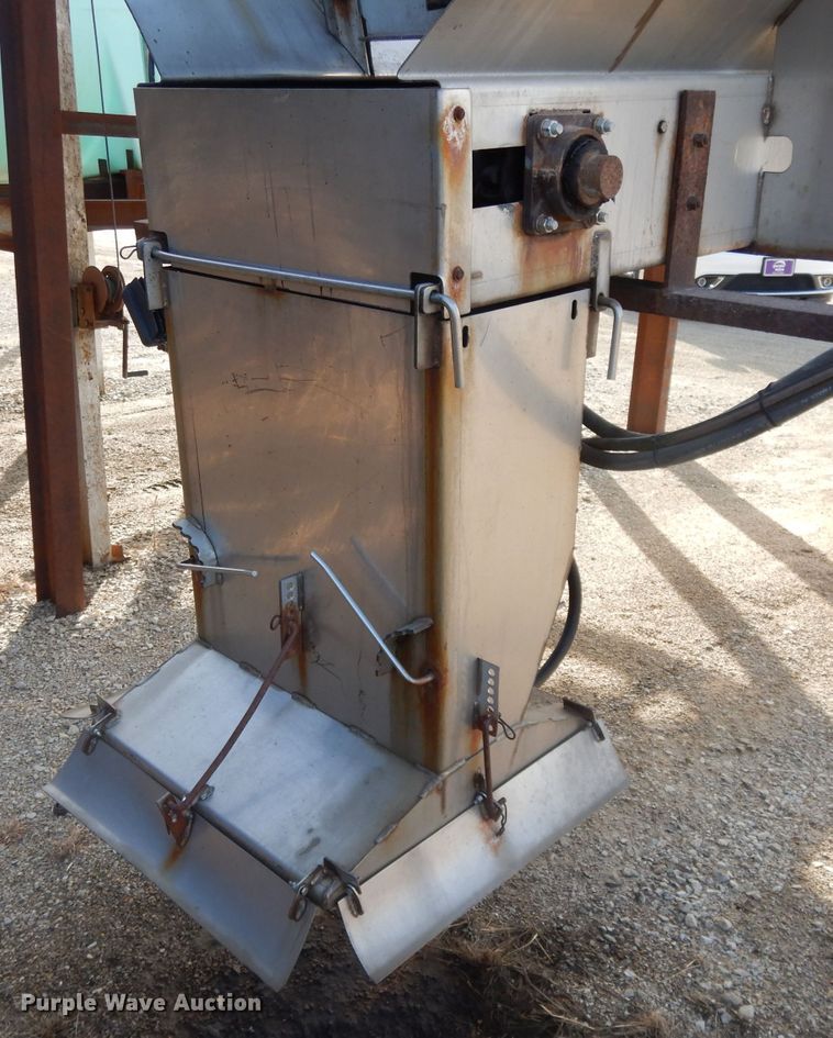 image for item DL2086 2006 Mack Granite CT713  dump truck