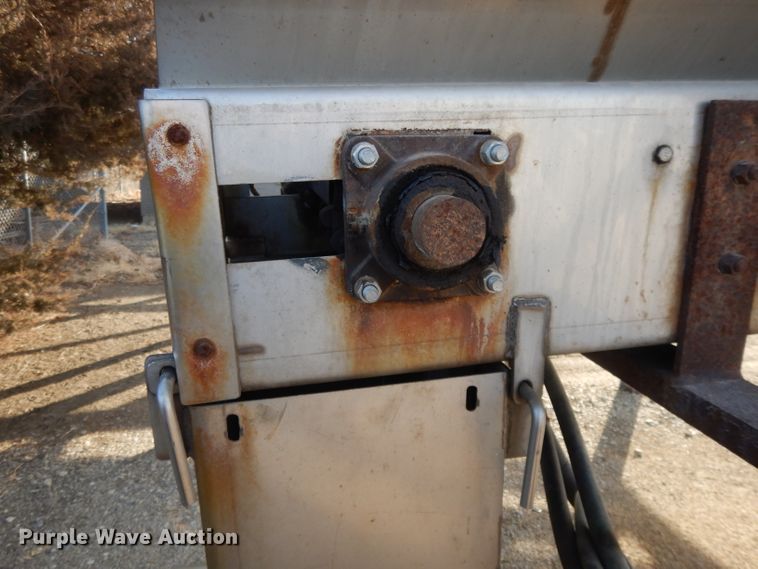 image for item DL2086 2006 Mack Granite CT713  dump truck