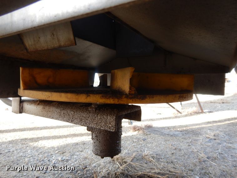 image for item DL2086 2006 Mack Granite CT713  dump truck