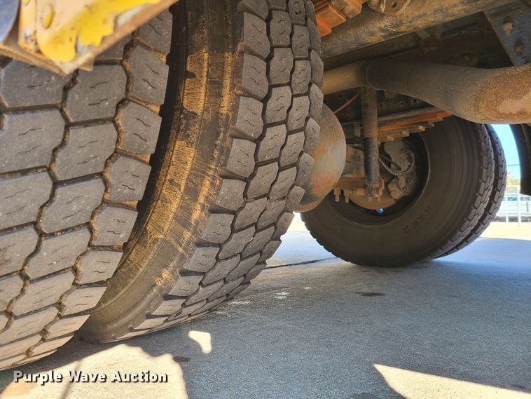 image for item DN6001 2008 Blue Bird Vision  school bus