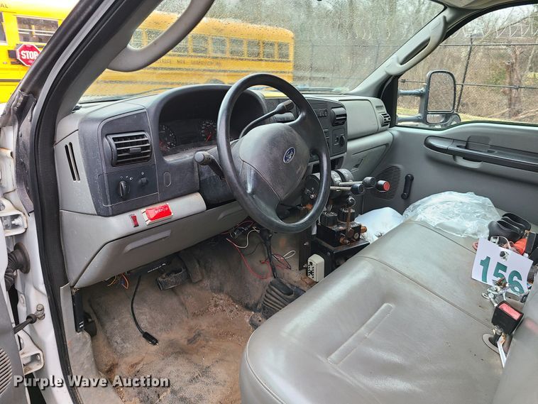 image for item FW9662 2005 Ford F450 Super Duty  dump truck