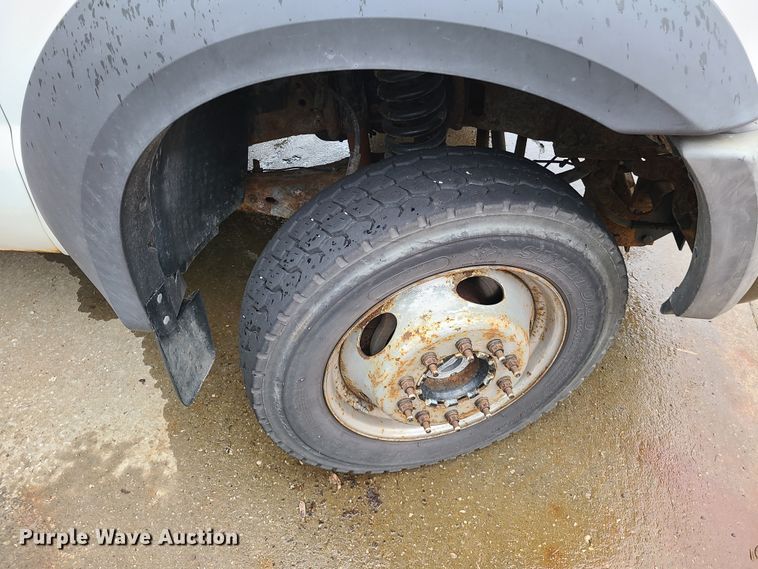 image for item FW9662 2005 Ford F450 Super Duty  dump truck