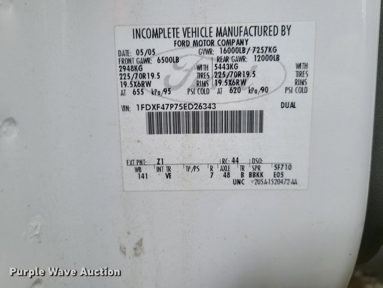 image for item FW9662 2005 Ford F450 Super Duty  dump truck