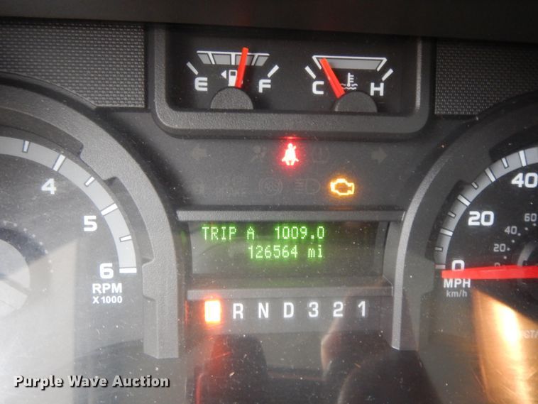 image for item GG9332 2009 Ford E350  shuttle bus