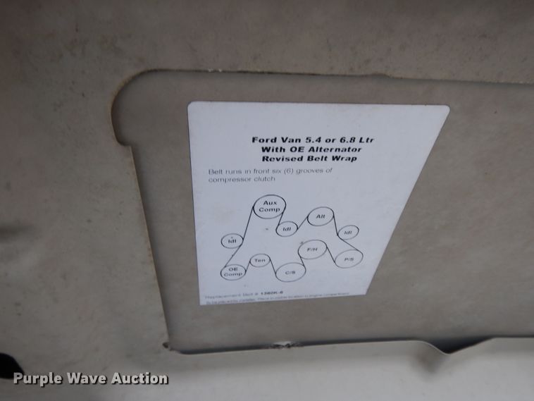 image for item GG9332 2009 Ford E350  shuttle bus