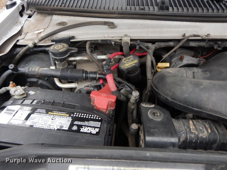 image for item GG9332 2009 Ford E350  shuttle bus