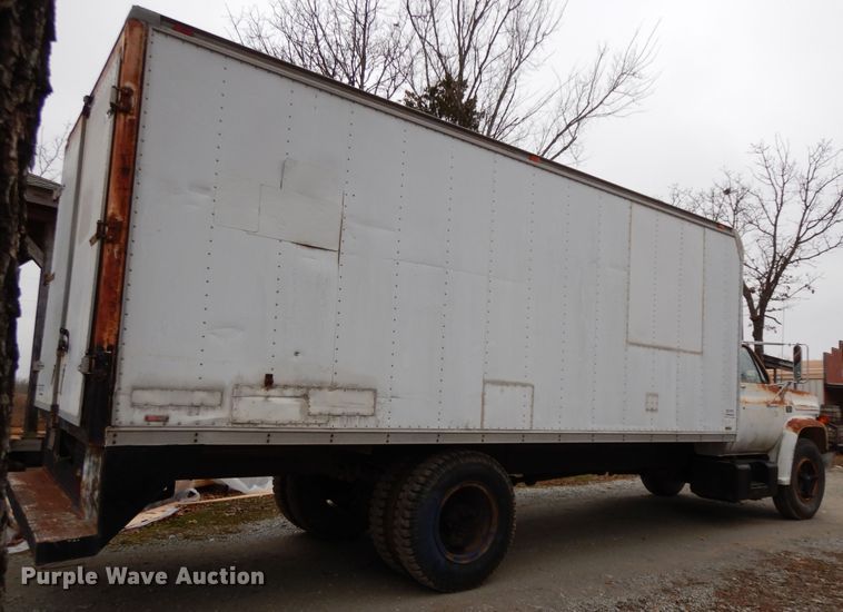 image for item GG9334 1984 Chevrolet 70  box truck
