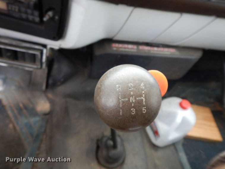 image for item GG9334 1984 Chevrolet 70  box truck