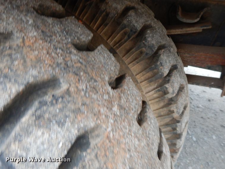 image for item GG9334 1984 Chevrolet 70  box truck