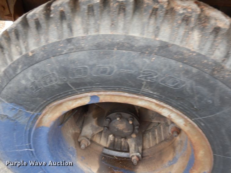 image for item GG9334 1984 Chevrolet 70  box truck