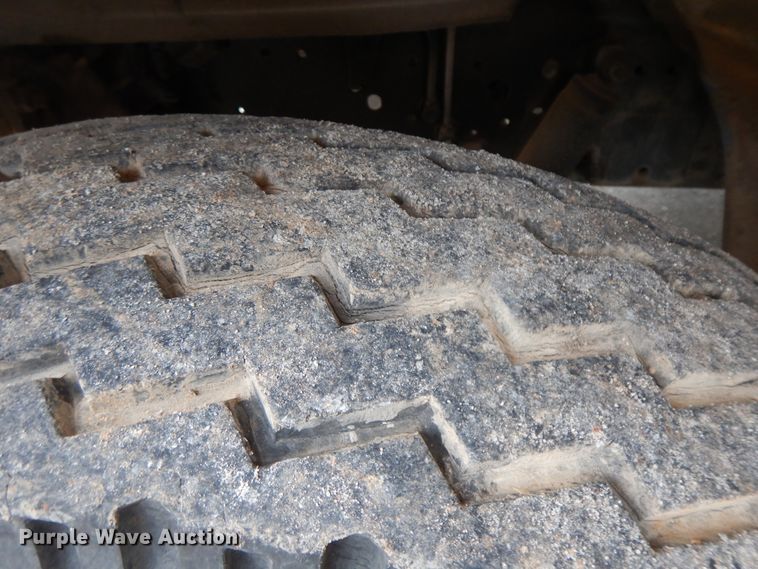 image for item GG9334 1984 Chevrolet 70  box truck