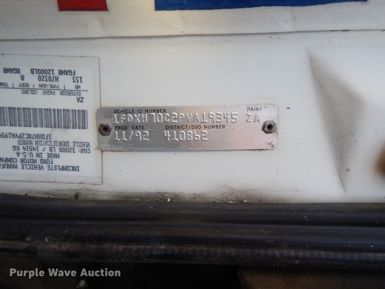 image for item GG9375 1993 Ford Cargo 7000  street sweeper truck